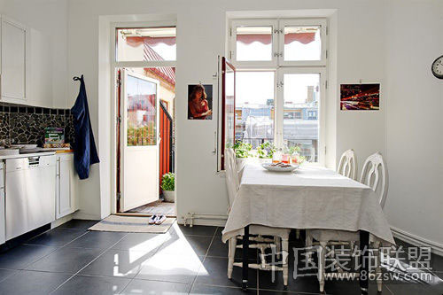 簡(jiǎn)約餐廳裝修圖片