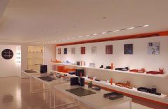 米蘭旗艦店時(shí)尚設(shè)計(jì)展示