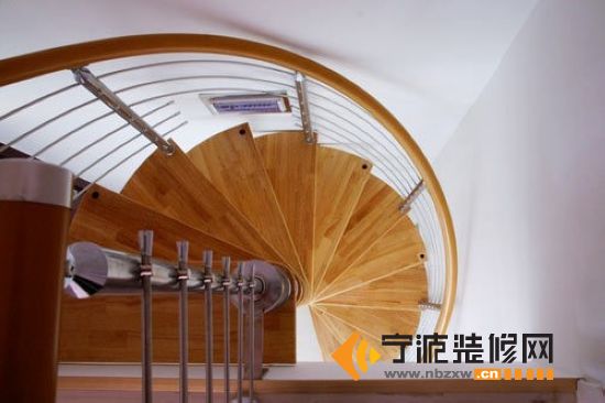 簡(jiǎn)約閣樓裝修圖片