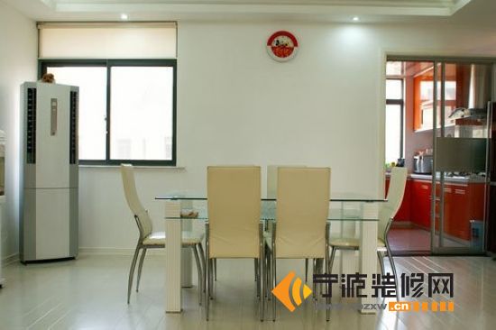 簡(jiǎn)約餐廳裝修圖片