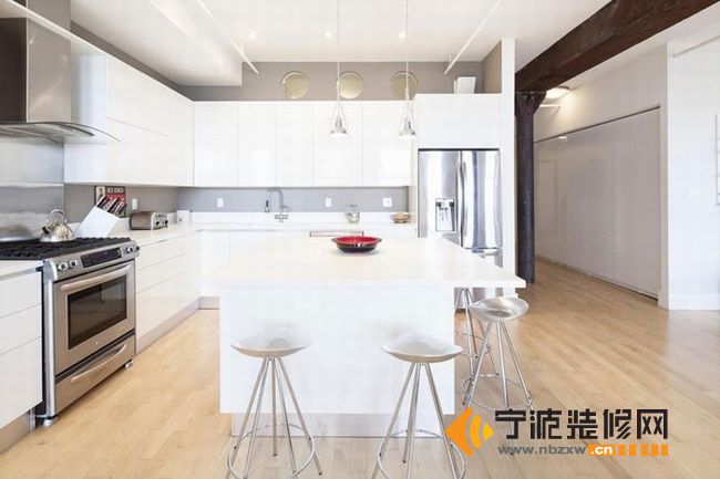 簡(jiǎn)約廚房裝修圖片
