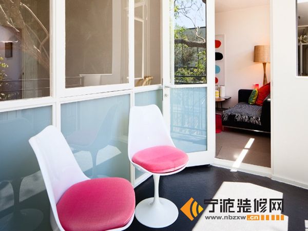 簡約陽臺(tái)裝修圖片