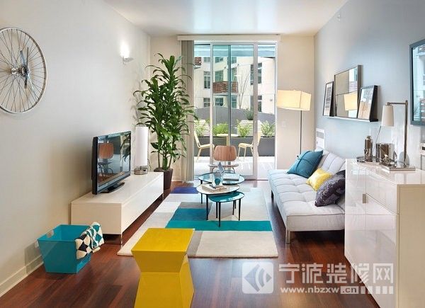 現(xiàn)代客廳裝修圖片