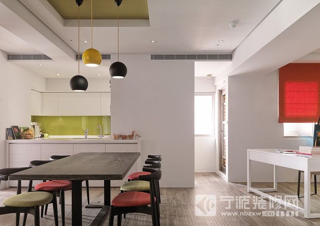 簡(jiǎn)約客廳裝修圖片