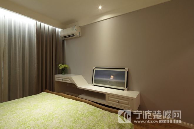 簡(jiǎn)約臥室裝修圖片