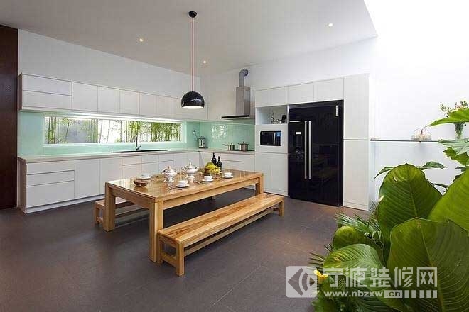簡(jiǎn)約餐廳裝修圖片