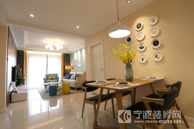 現(xiàn)代餐廳裝修圖片